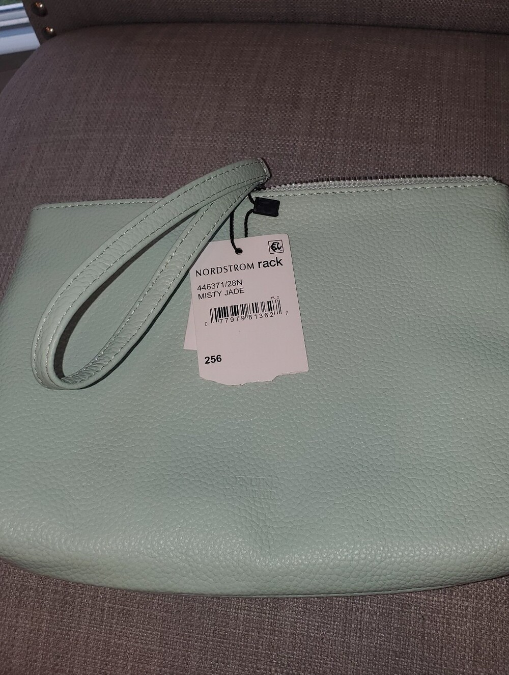 Nordstrom Misty Jade Wristlet, Mint Green, 9x6.5", Genuine Leather, nwt